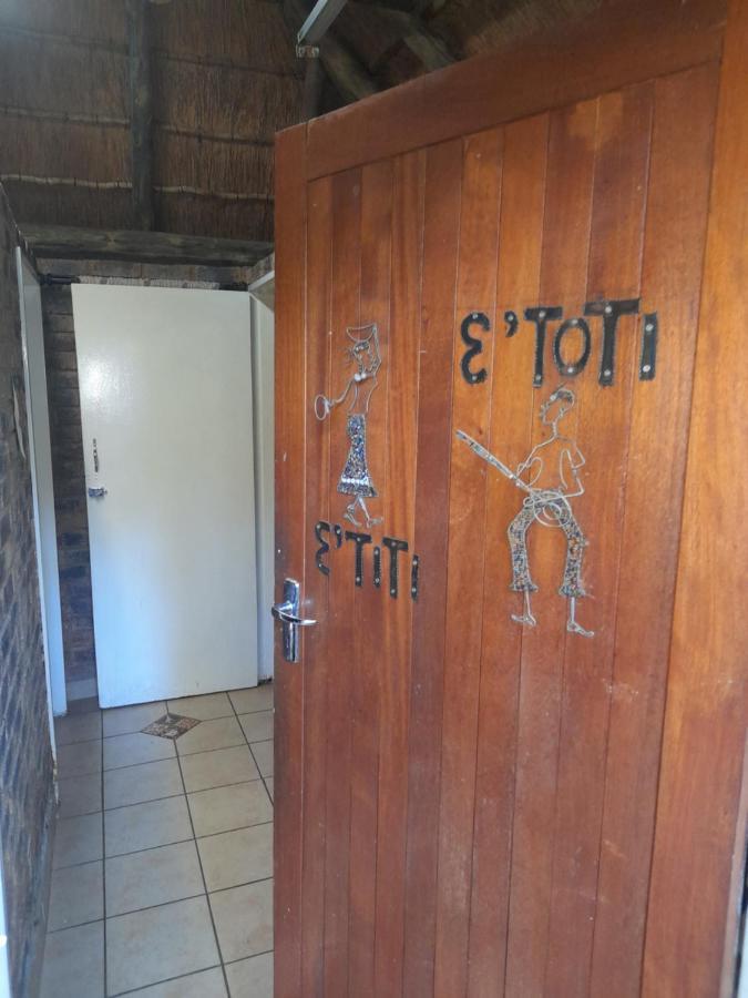 Albergue 1322 Backpackers International Pretoria-Noord Exterior foto